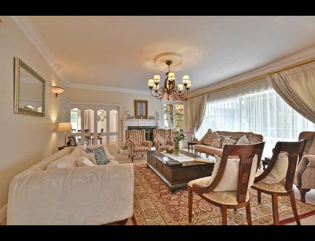 5 BEDROOM HOUSE FOR SALE IN ALBERANTE